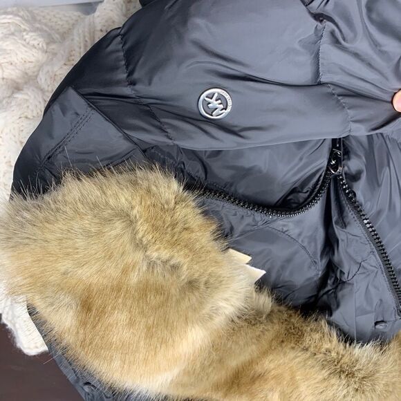 MICHAEL KORS Women Down Coat . - Picture 8 of 15